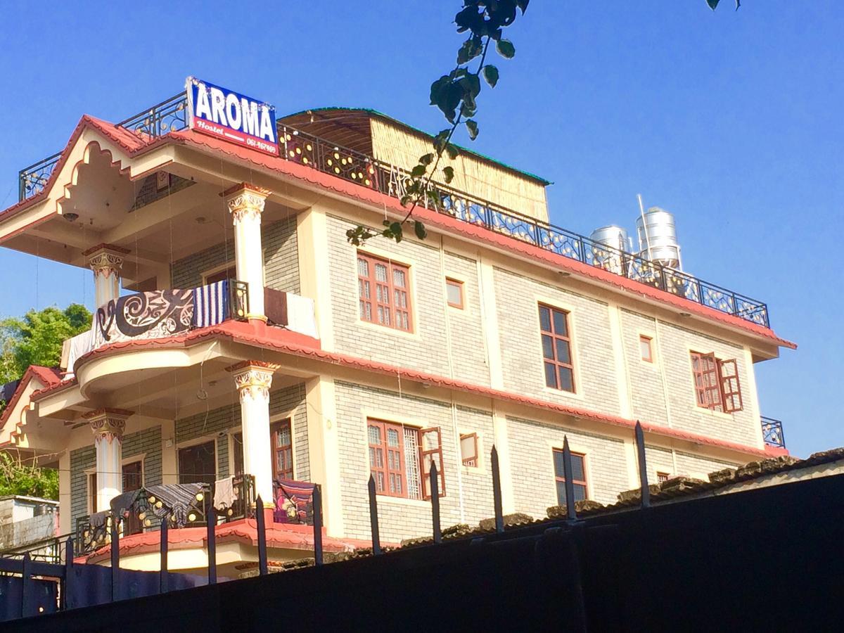 Aroma Tourist Hostel Pokhara Exterior foto